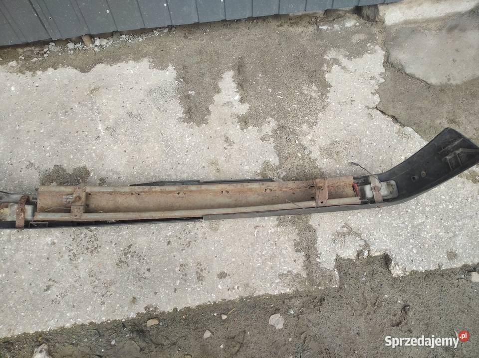 Zderzak Skoda 105 świętokrzyskie Staszów