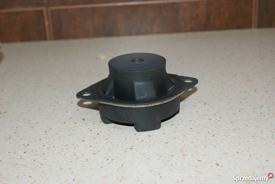POUSZKA SKRZYNI BIEGÓW AUDI 100 Białobrzegi