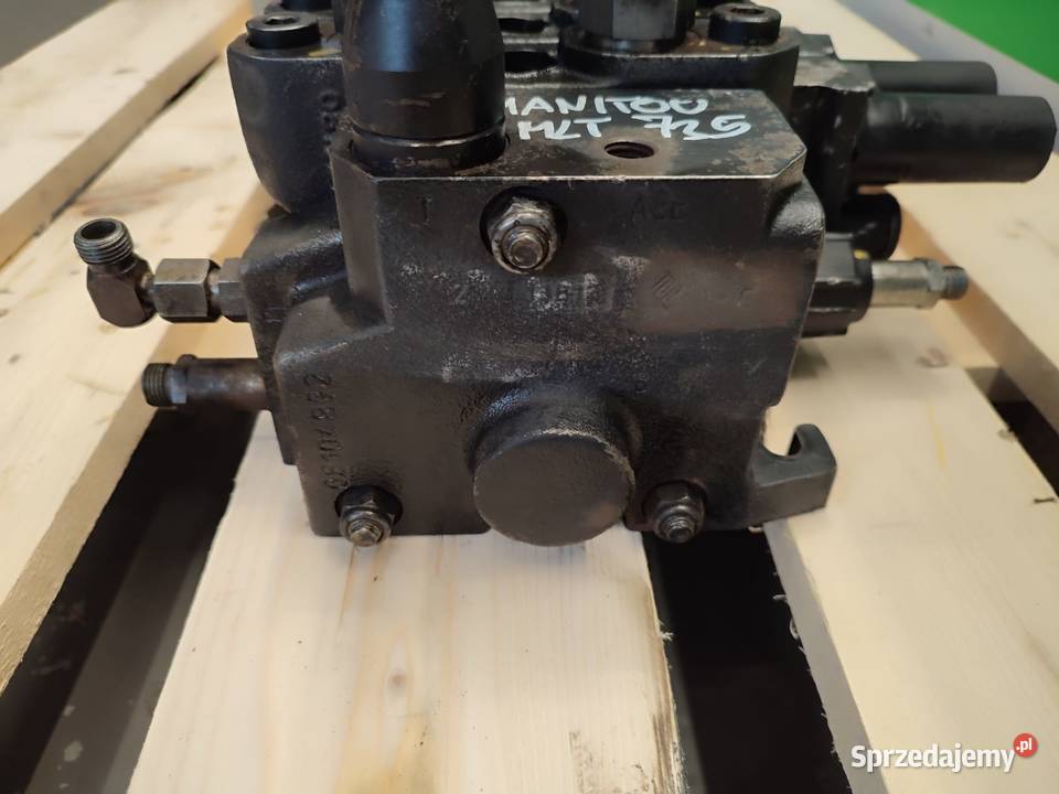 Rozdzielacz hydrauliczny 08105220 Manitou MLT Wilkowo
