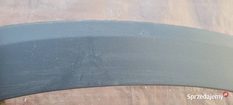 LISTWA BŁOTNIKA LEWY PRZÓD DACIA DUSTER II 17 Karoseria