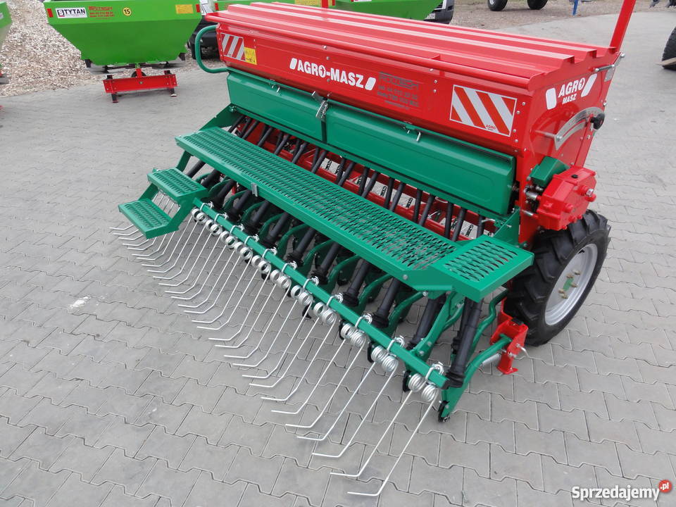 Siewnik Zbożowy AgroMasz Nowy SR 25 27 30 m lubelskie Walentynów
