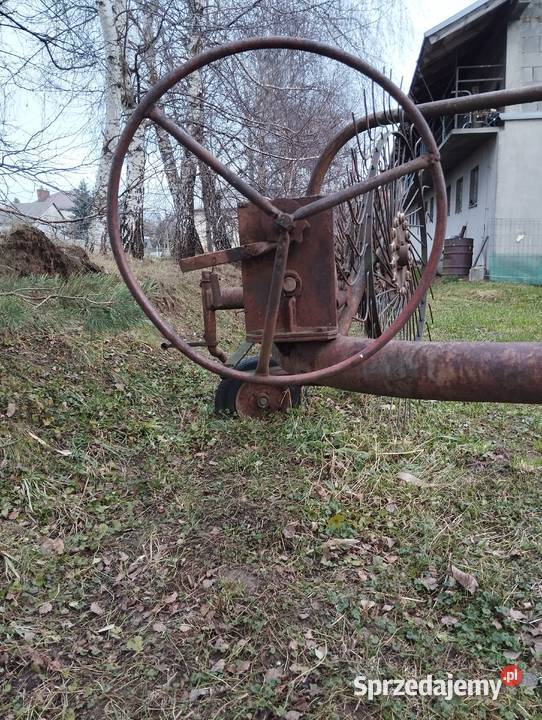 Zgrabiarka gwiazdówka Zgrabiarki i przetrząsacze Kosina sprzedam