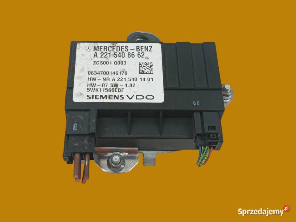 MODUŁ POMPY PALIWA A2215408662 MercedesBenz Rok produkcji 2009