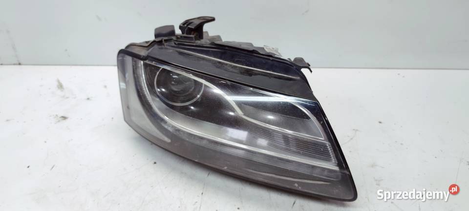 REFLEKTOR LAMPA PRAWY PRZÓD XENON LED AUDI A5 8T osobowe