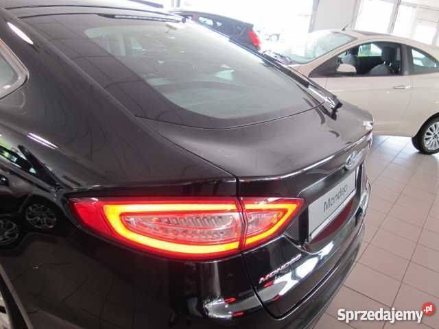 Do sprzedania Ford Mondeo czarny 0km Gdynia