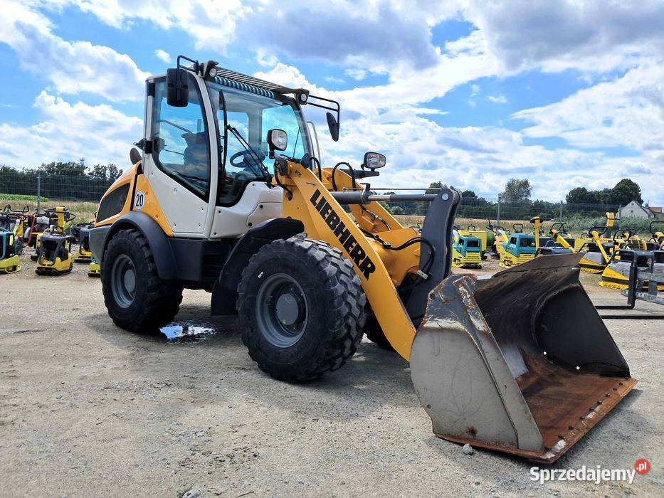 Ładowarka Kołowa LIEBHERR 506 Compact 18r 63t Sułów