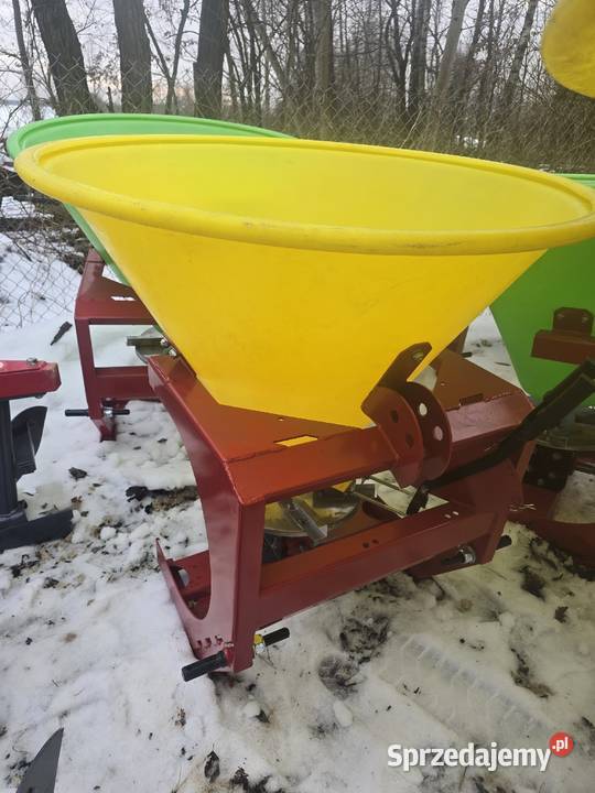 Rozsiewacz do nawozu 200500l DemarolStrumyk nieuszkodzony świętokrzyskie