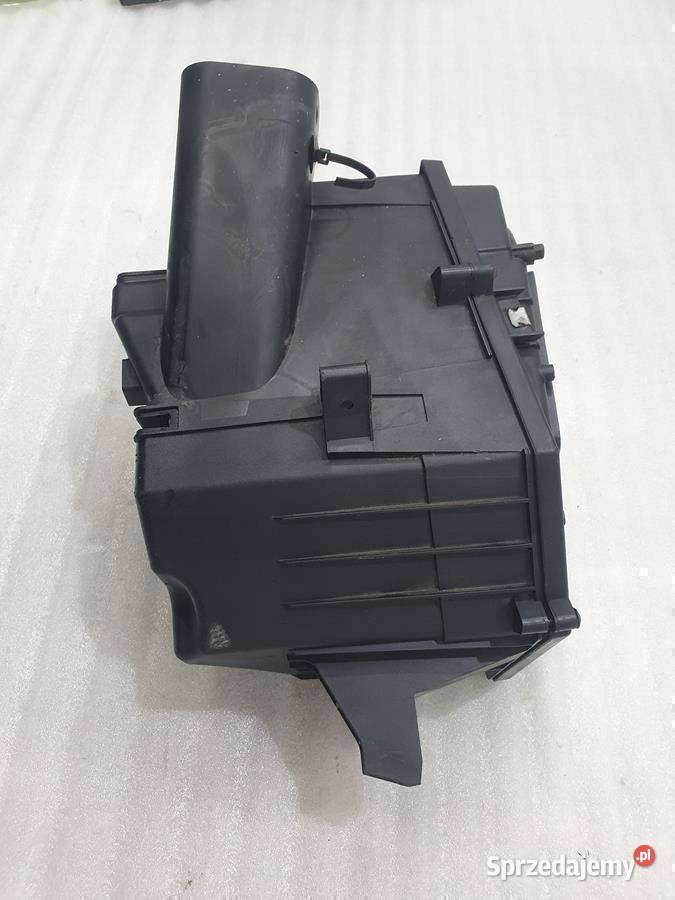 OBUDOWA FILTRA POWIETRZA VOLVO XC90 30636845