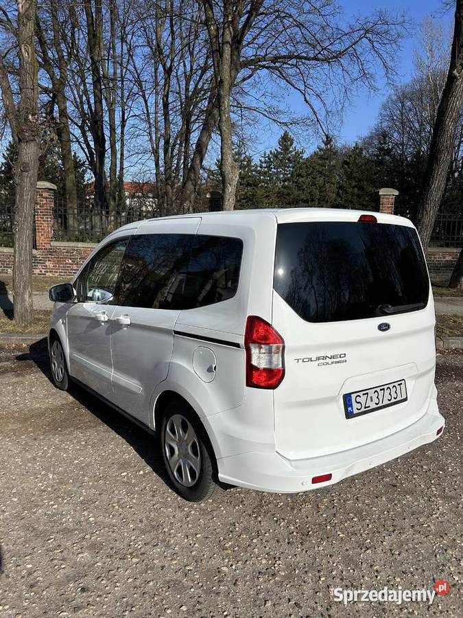 Ford Tourneo Courier 2021 15 diesel stan Zabrze