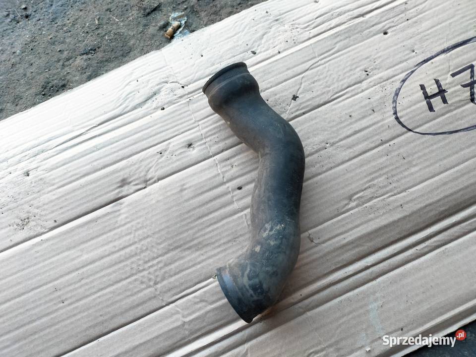 WĄŻ TURBO INTERKULERA AUDI 80 B4