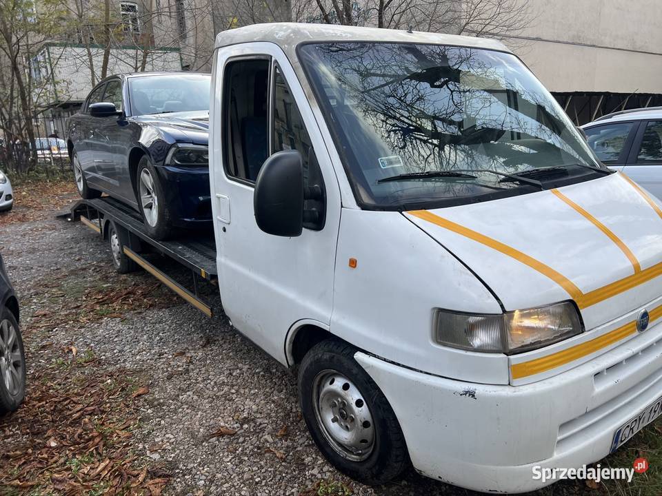 Auto laweta Fiat ducato 2000 55 metra najazd Rok produkcji 2000 Łódź