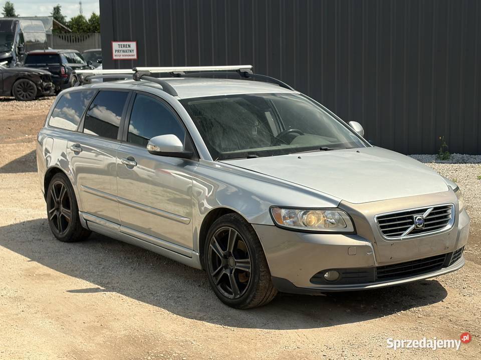 VOLVO V50 16 DIESEL 2010 uszkodzony wielkopolskie Poznań