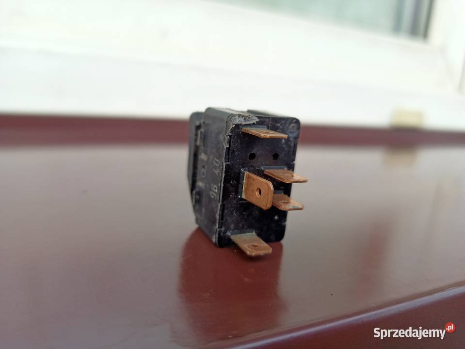 Audi A4 B5 przycisk przełącznik szyb osobowe łódzkie Sieradz sprzedam