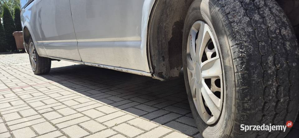 VW T5 MULTIVAN LONG 1900 TDIHAK światła przeciwmgielne Głogów
