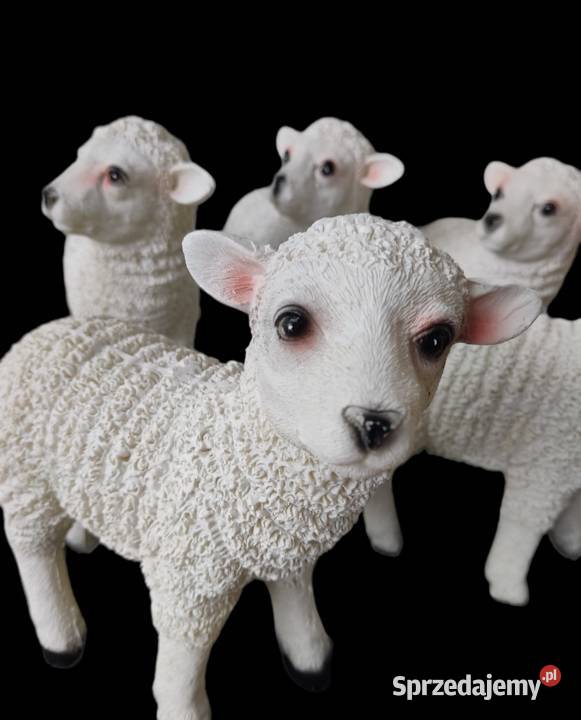 Baranek z polizywicy figurka dekoracyjna