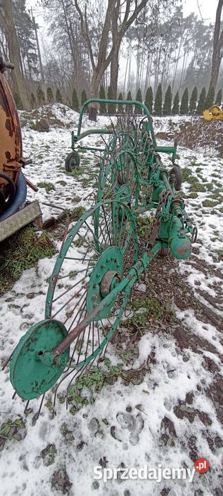 Zgrabiarka do siana 7 gwiazdowa Zgrabiarki i przetrząsacze Bronisław