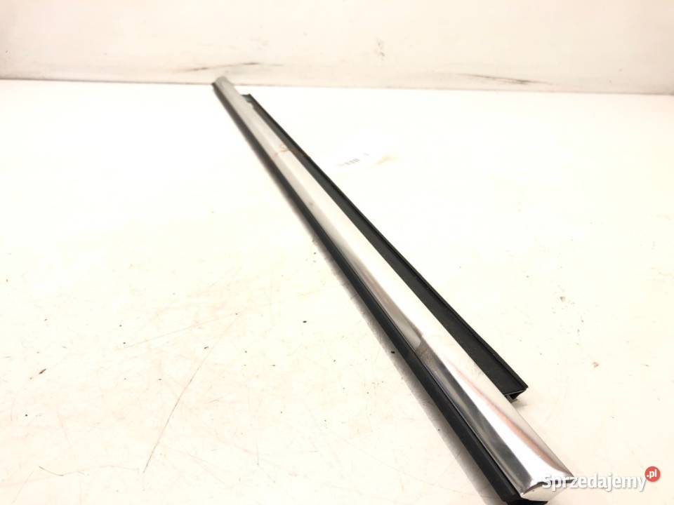 LISTWA ZGARNIAJĄCA TYŁ PRAWA CHROM AUDI A5 8T podkarpackie