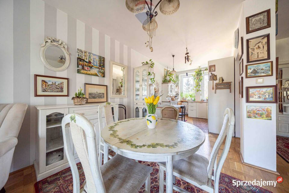 Dom z ogrodem i garażem Baranowo 178 m sprzedam