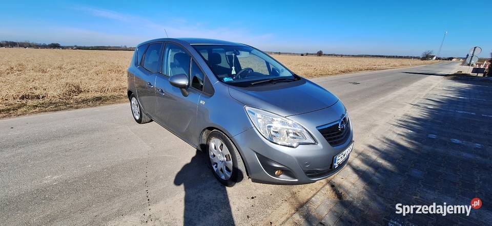 Meriva 14 gaz salon polski 2010r Rawa Mazowiecka