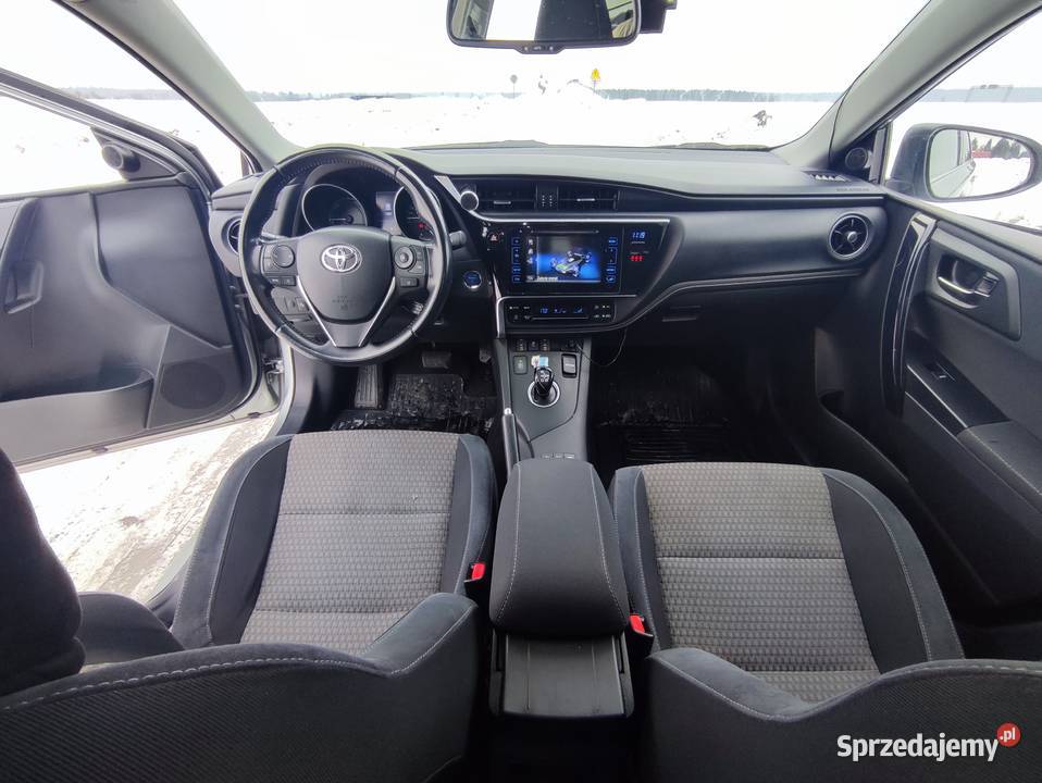 Toyota Auris Hybrid Olsztyn