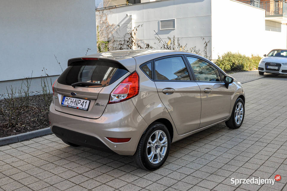 Ford Fiesta Lift 2017 r 101