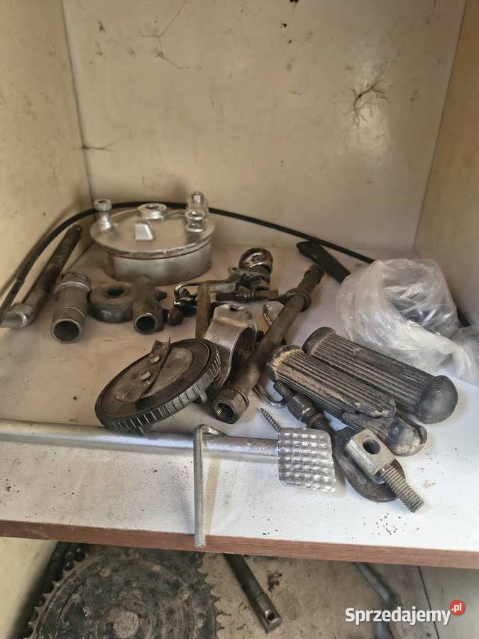 Cześć wsk błotnik Simson Motocykle na części Kąkolewnica