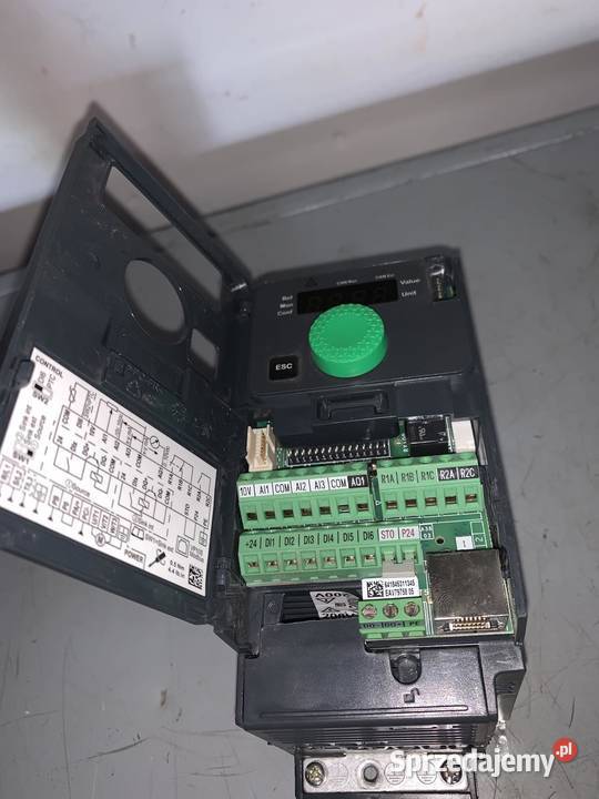 Schneider Electric Altivar ATV320U04M2C 037kW Warszawa