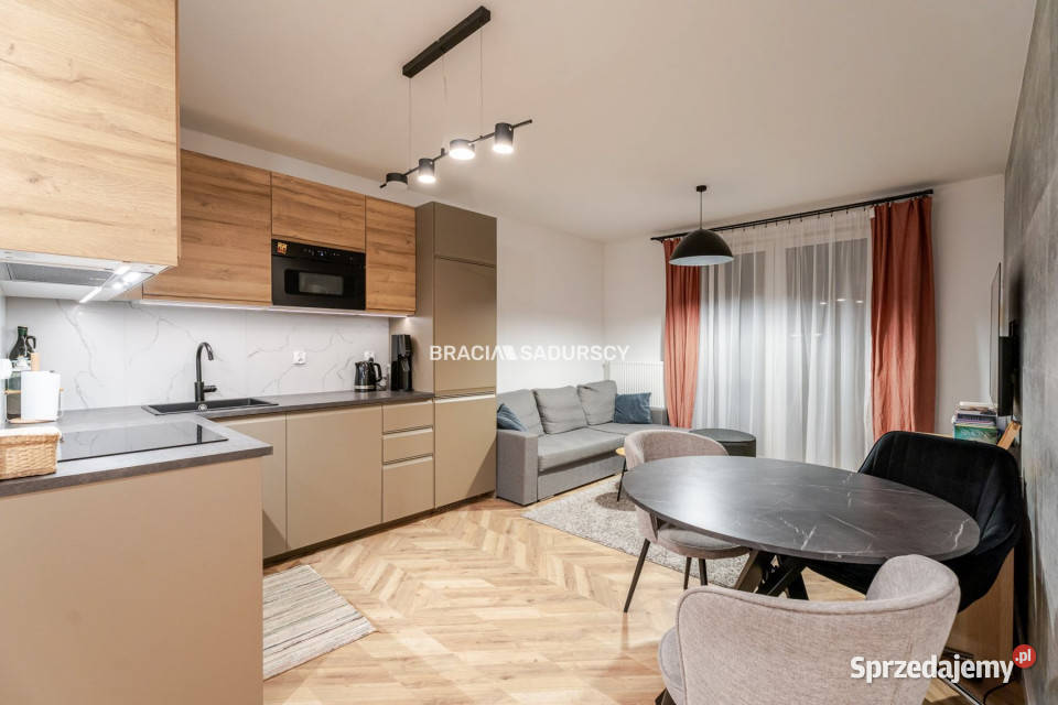 Ogłoszenie mieszkanie 58 metrów 3 pokojowe blok Kraków sprzedam