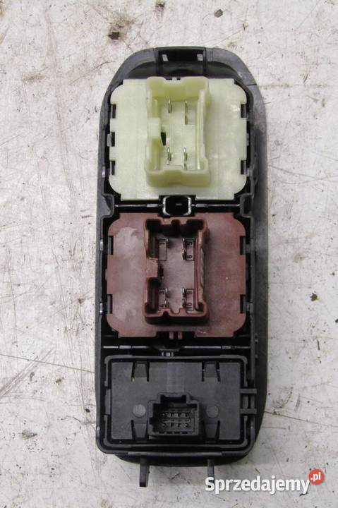 PANEL PRZYCISK SZYB DACIA DUSTER II 254117915R osobowe