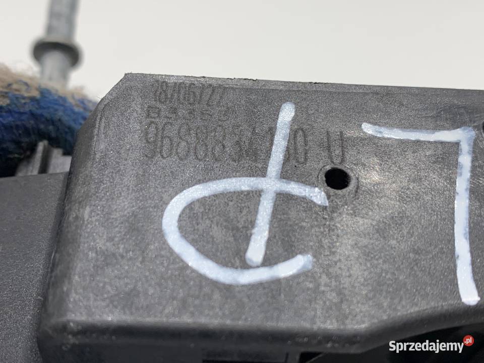 KLAMKA ZEWNĘTRZNA LEWY PRZÓD OPEL VIVARO C Bus