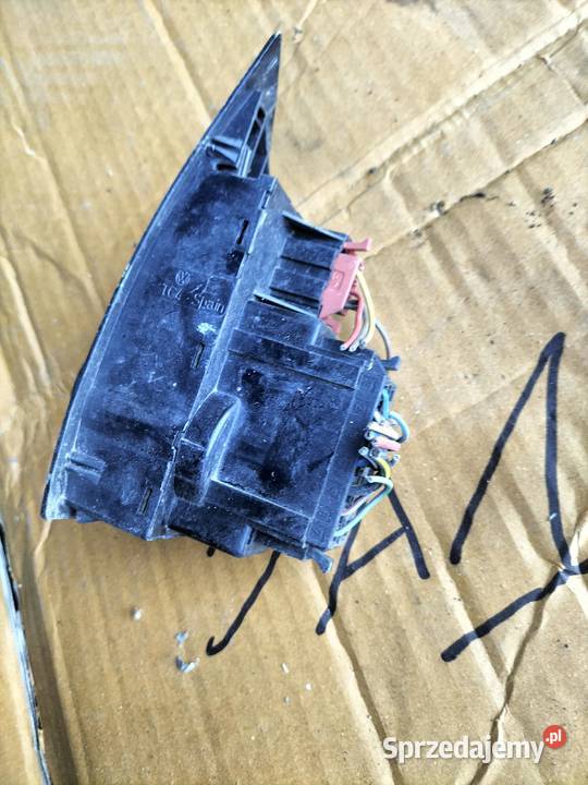 WŁĄCZNIK PRZEŁĄCZNIK ŚWIATEŁ VW Polo 6N Kamień-Kolonia