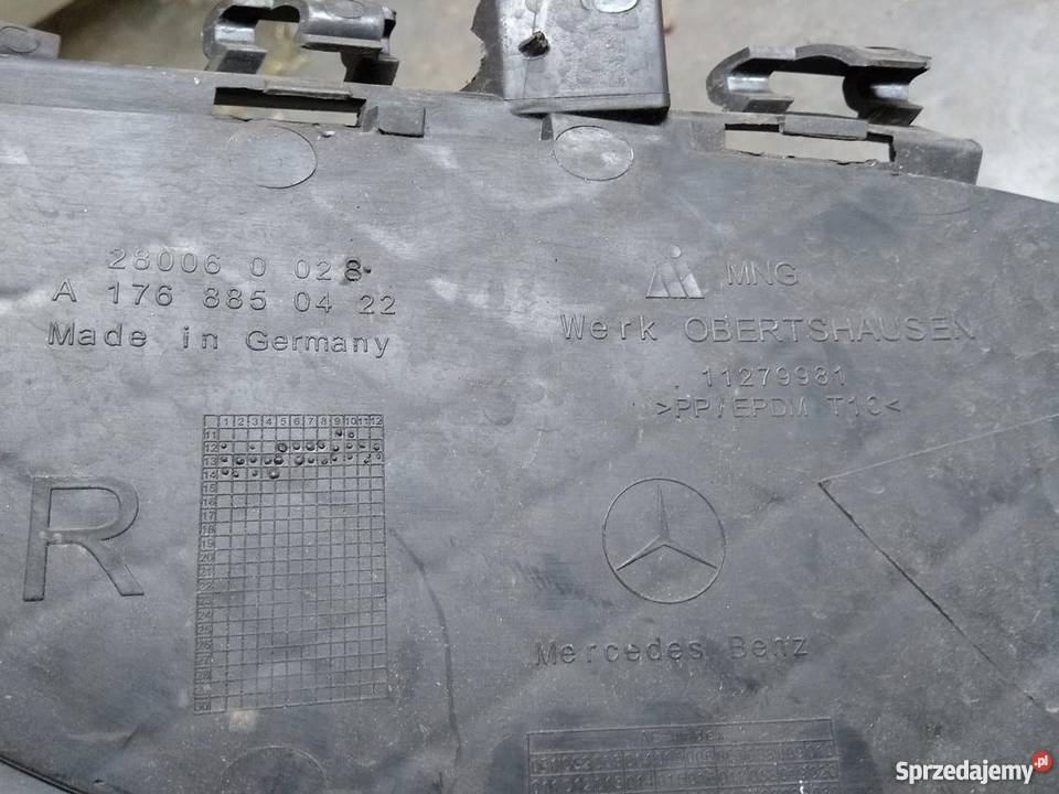 Mercedes W176 kratka zderzaka prawy przód z Pilzno sprzedam
