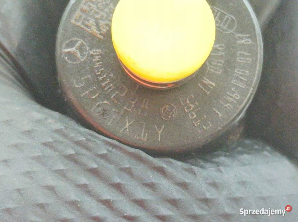 WTRYSKIWACZ A6460700787 0445110238 22 CDI sprzedam