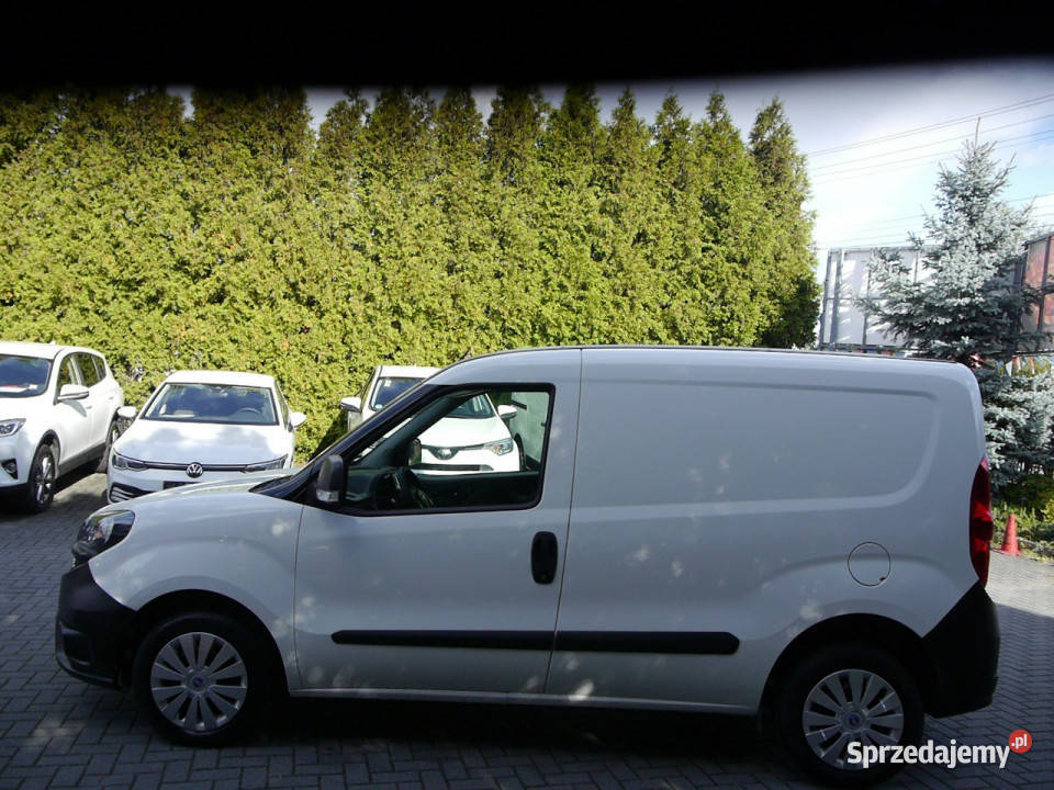Fiat Doblo Bezwypadkowy Stan b z Niemiec elektryczne lusterka Częstochowa