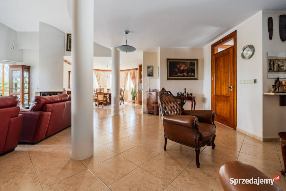 Dom wolnostojący 317m2 Brodnica Górna Kartuska