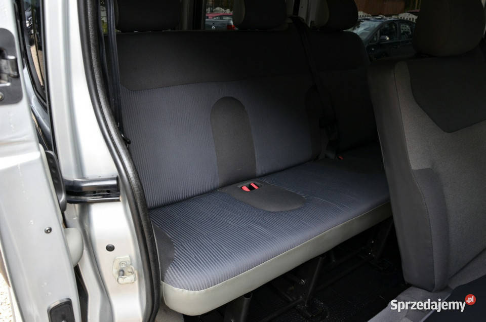 Opel Vivaro 20 CDTI 115 8 Osób Super Stan I 4/5 Ostrów Mazowiecka sprzedam