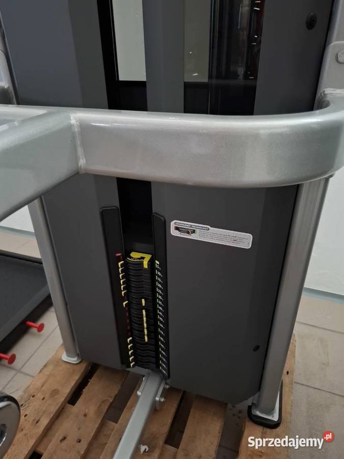 Maszyna ściąganie z góry Nautilus Impact Lat Wałcz