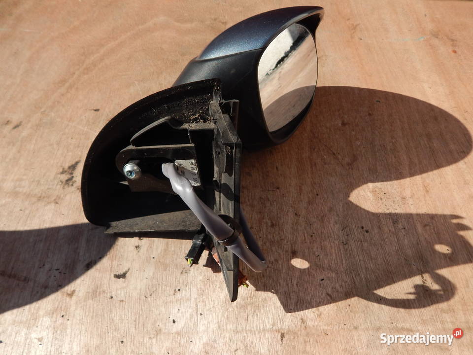 LISTERKO PRAWE PEUGEOT 1007 EZW 5 2 PIN