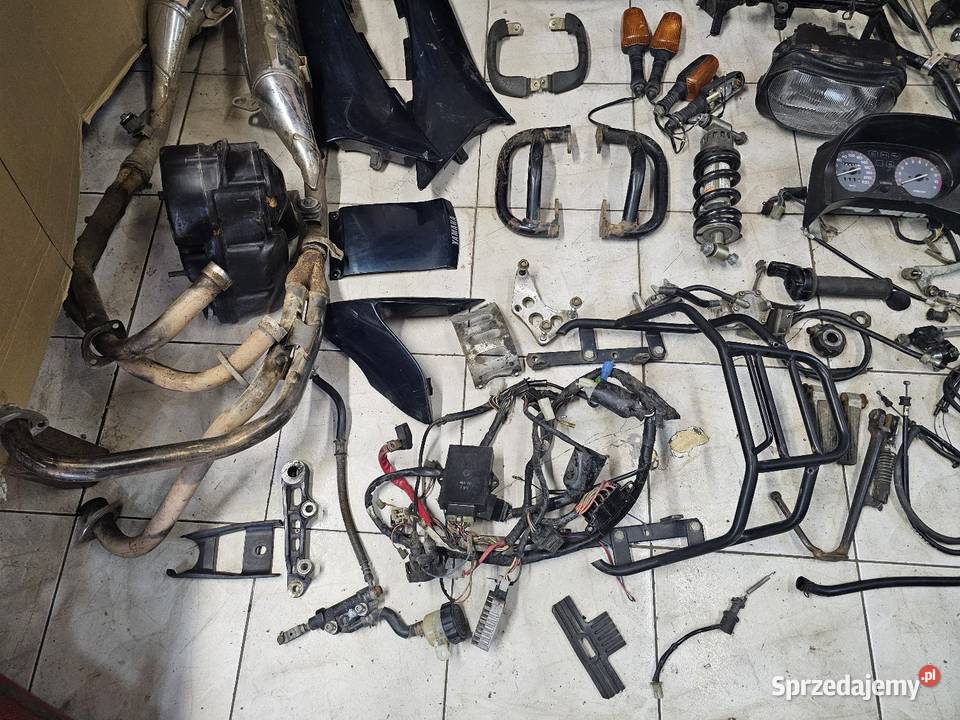 Yamaha XJ 600 Diversion części Lagi owiewka Jelenia Góra