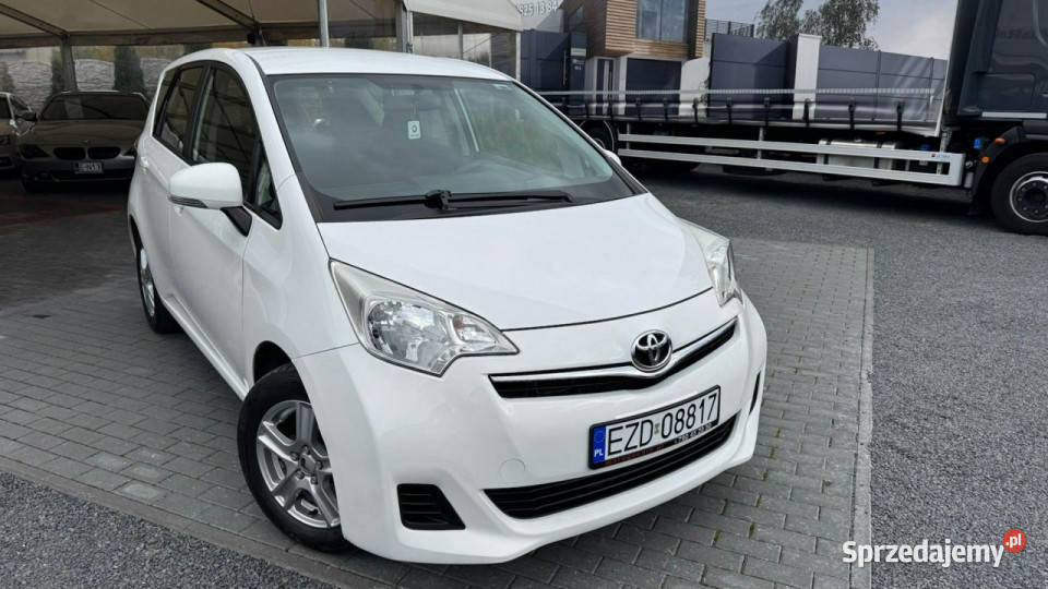 Toyota Verso S 13 Benzyna 100 6 Biegów immobilizer łódzkie Zduńska Wola