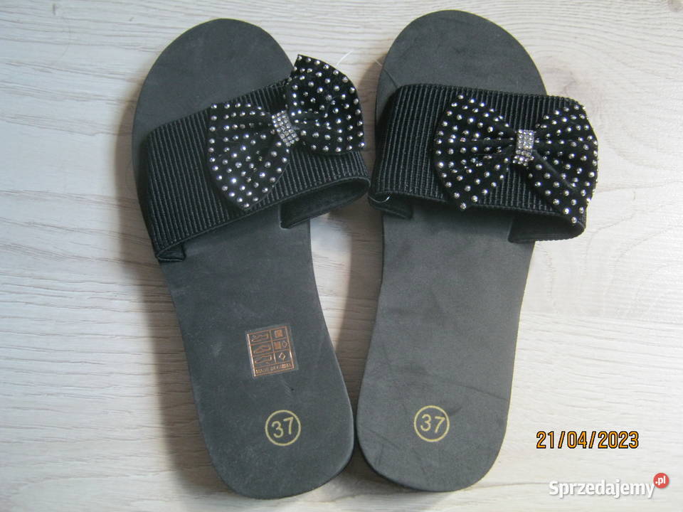Klapki damskie z blyszczaca kokarda Sandały i klapki Rzeszów sprzedam
