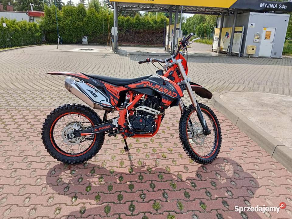 Cross alfarad a8 af300 wybuchu silnika