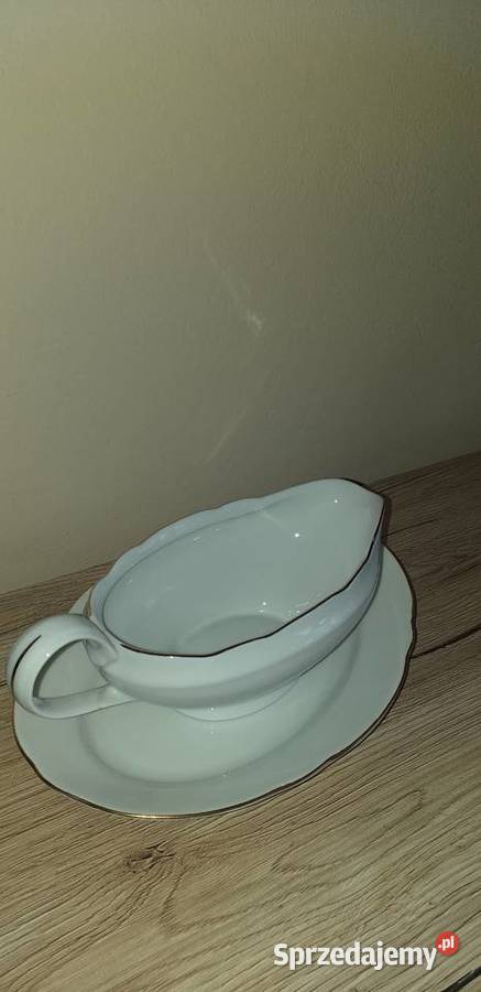 Sosjerka z talerzykiem Porcelana i szkło Antyki, Sztuka, Kolekcje łódzkie Przedbórz