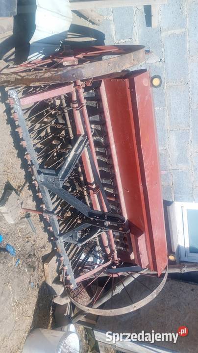 Siewnik konny 21 lejków nieuszkodzony Szydłowiec