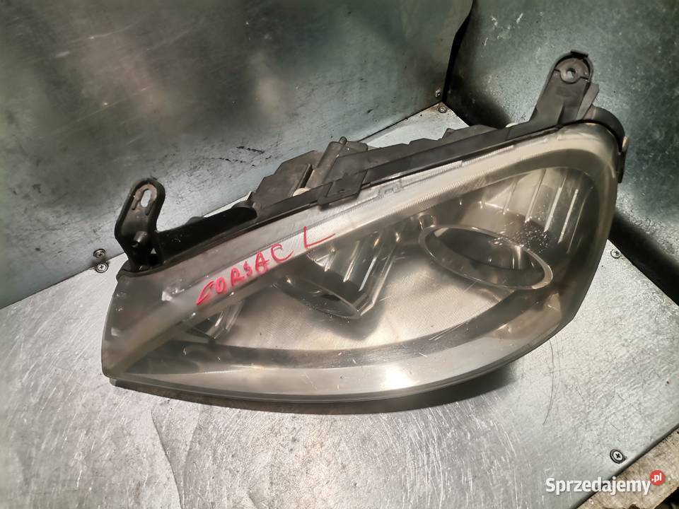 OPEL CORSA C LAMPA LEWY PRZÓD SOCZEWKA Rok produkcji 2005 Lampy przednie małopolskie Nowy Sącz