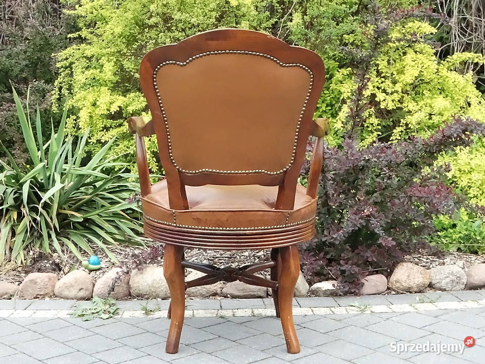Stylowy Fotel Obrotowy Chesterfield Skóra Biłgoraj
