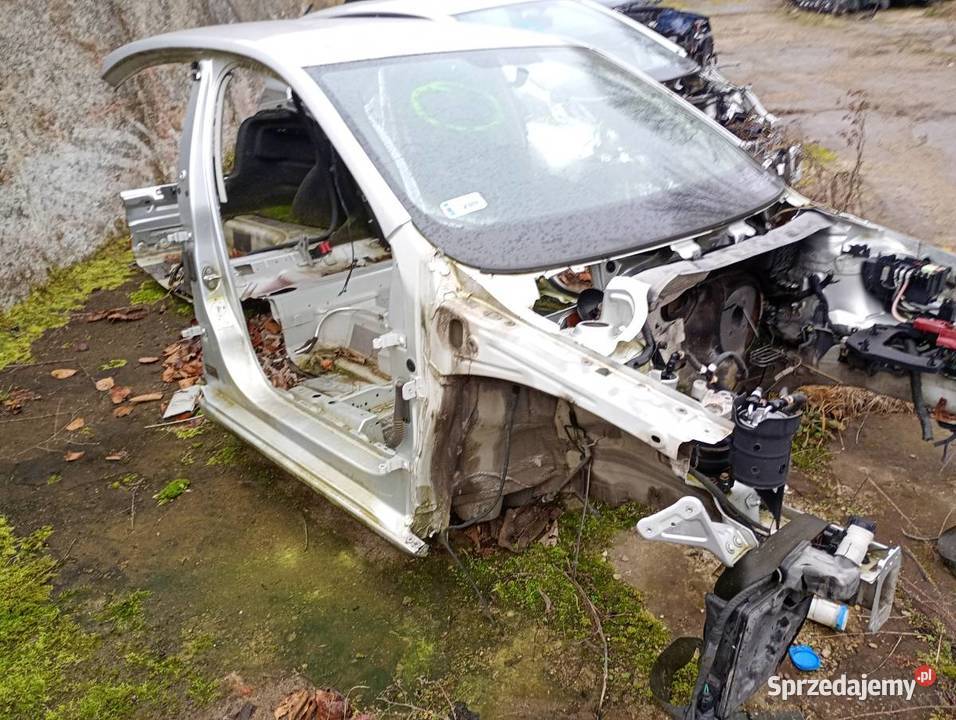 KAROSERIA ĆWIARTKA BŁOTNIK PRÓG DACH PODŁUŻNICA sprzedam