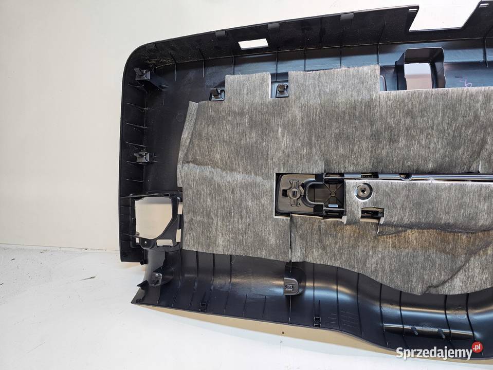 TAPICERKA KLAPY TYŁ AUDI Q5 8R 8R0867979B sprzedam