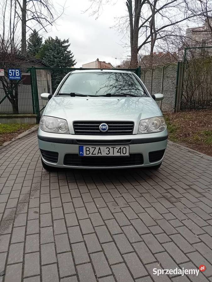 Sprzedam Fiat punto 2004r 14 benzyna niebieski podlaskie Łomża sprzedam