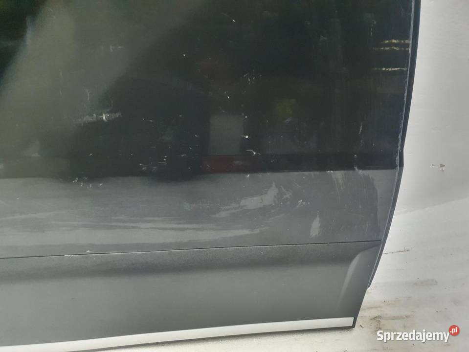 DRZWI PRAWY TYŁ VOLVO V70 III 0716 osobowe